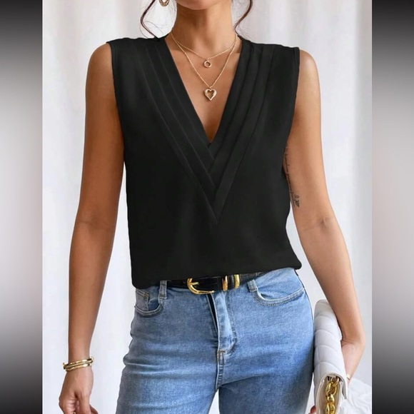 Luxe V neck blouse - Picture 2 of 15